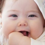 赤ちゃんの首すわりの時期、判断はどうやてするの？